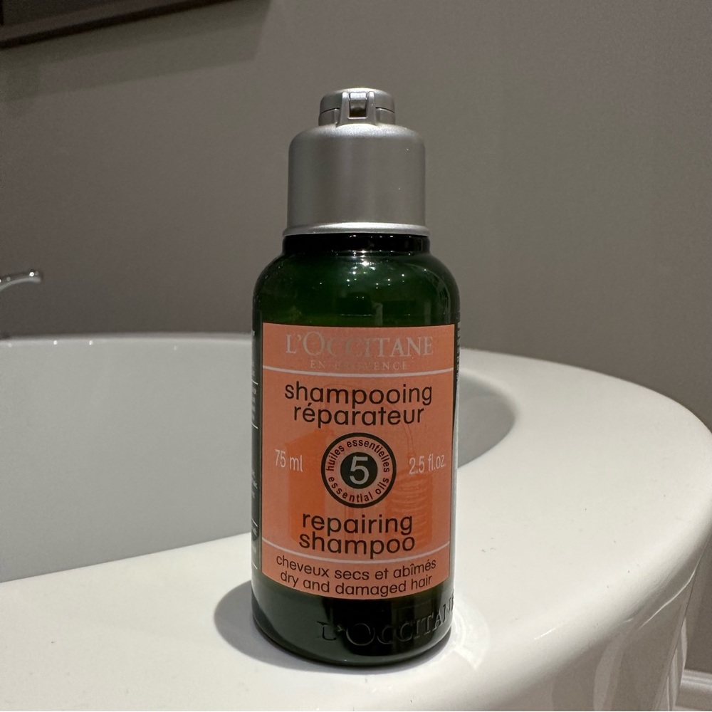 L’OCCITANE REPAIRING SHAMPOO